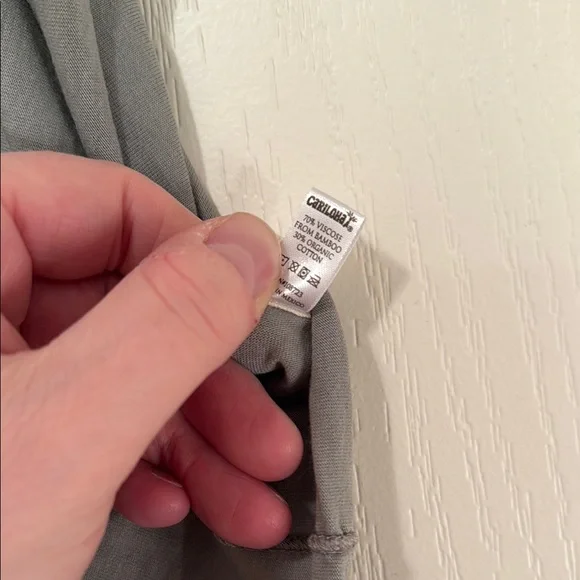 Gray Infinity Scarf - Picture 3 of 4